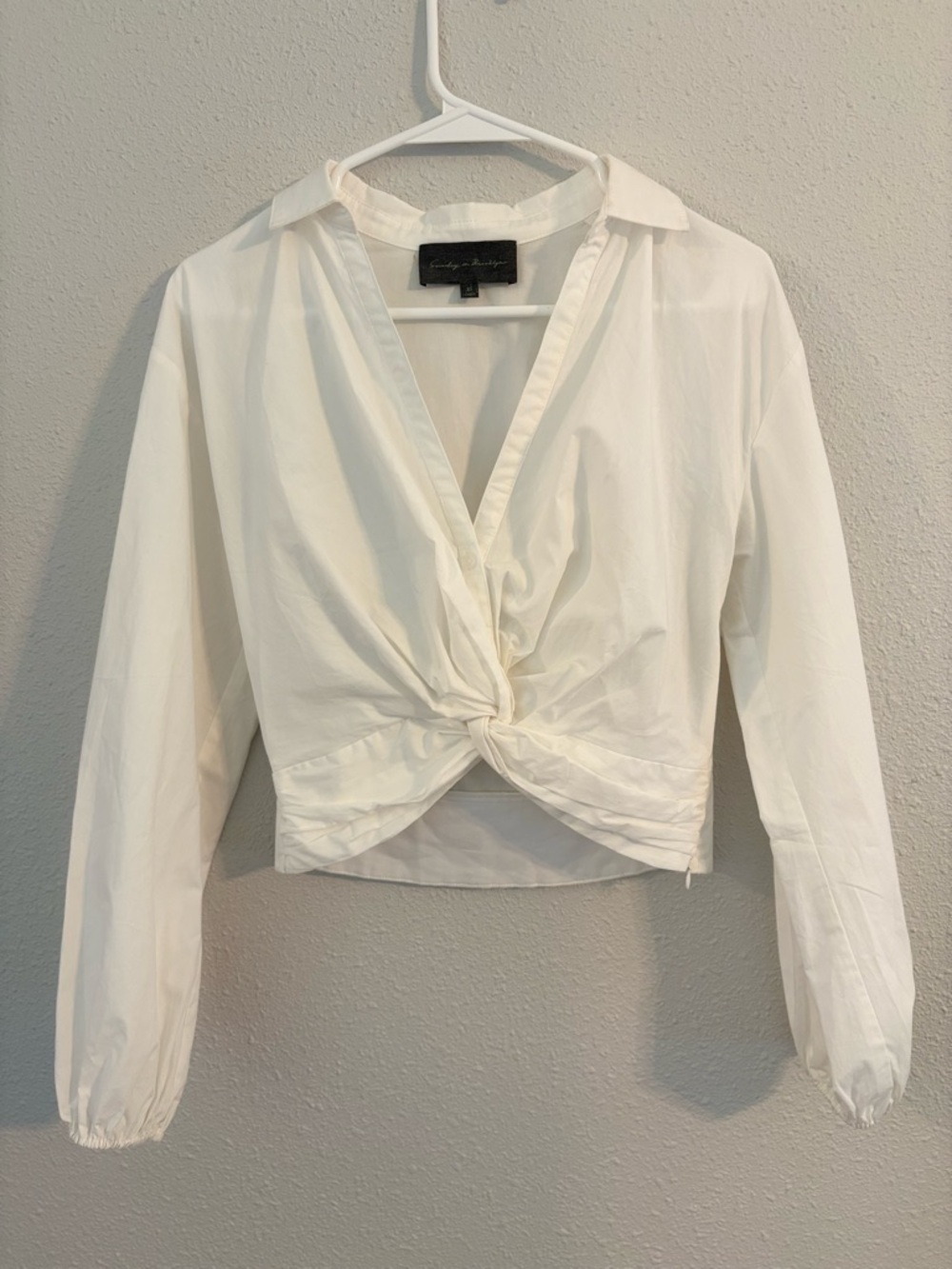 Sunday in Brooklyn White Cropped Top (size XS)
